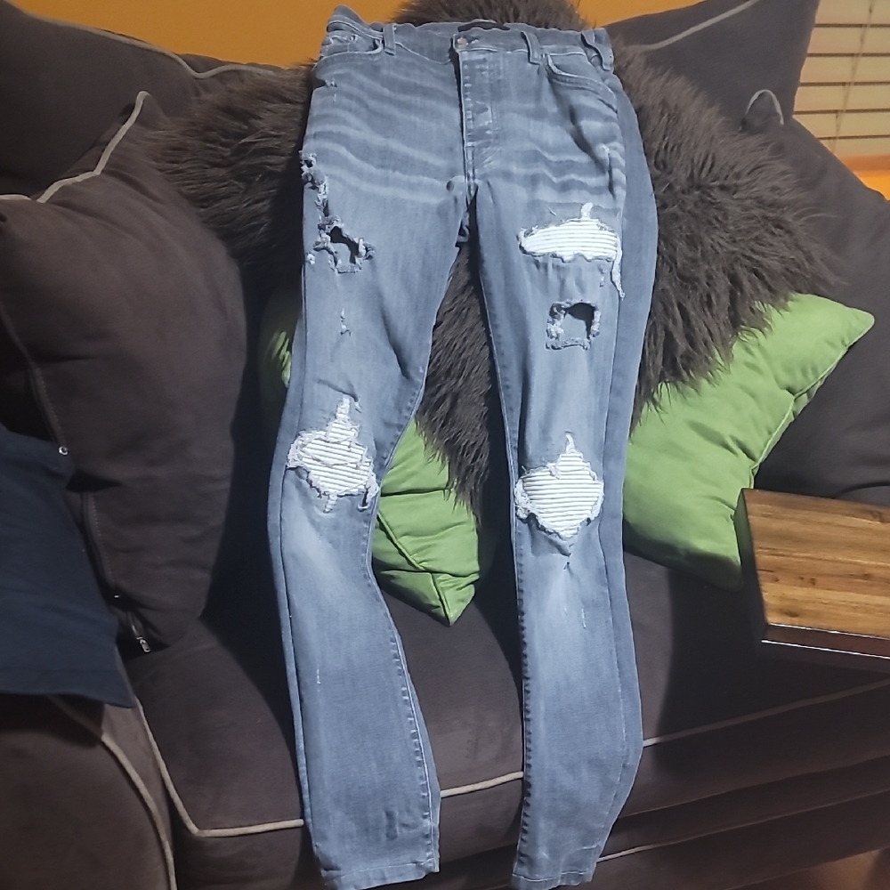 Amiri Distressed Blue Jeans for Men